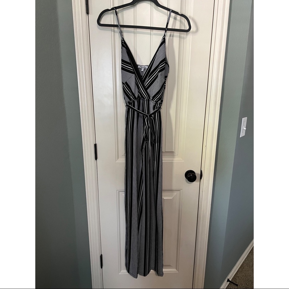 Stiletto’s Boutique Romper M